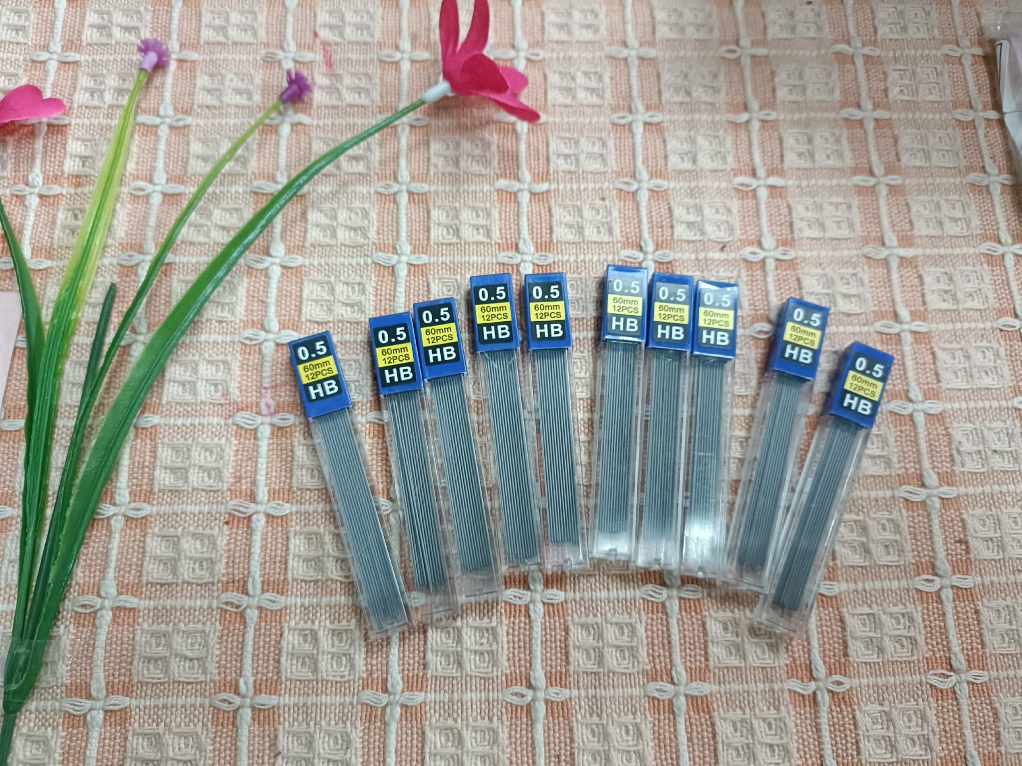 0.5筆芯一包
