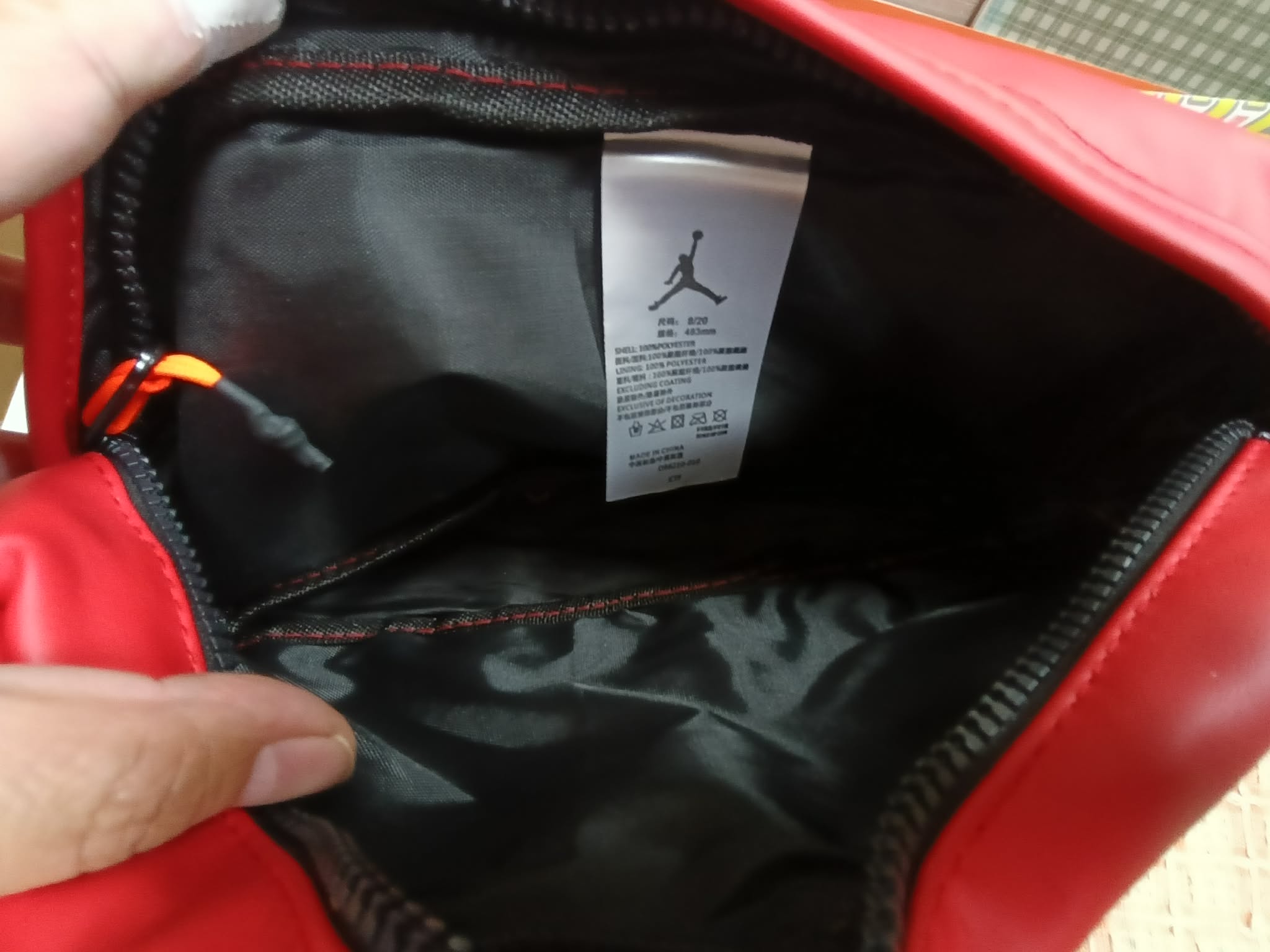 紅色胸背包 圖片 3