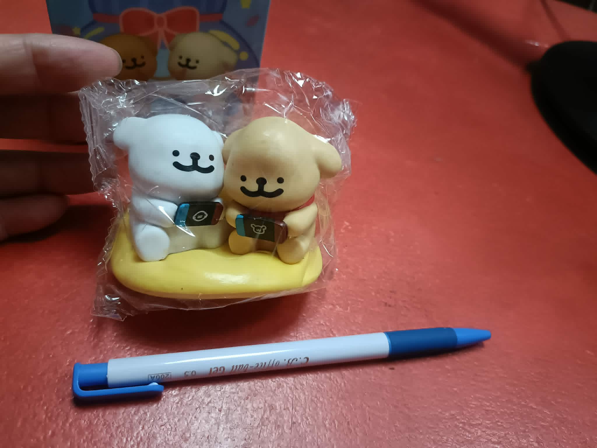 一對小狗公仔